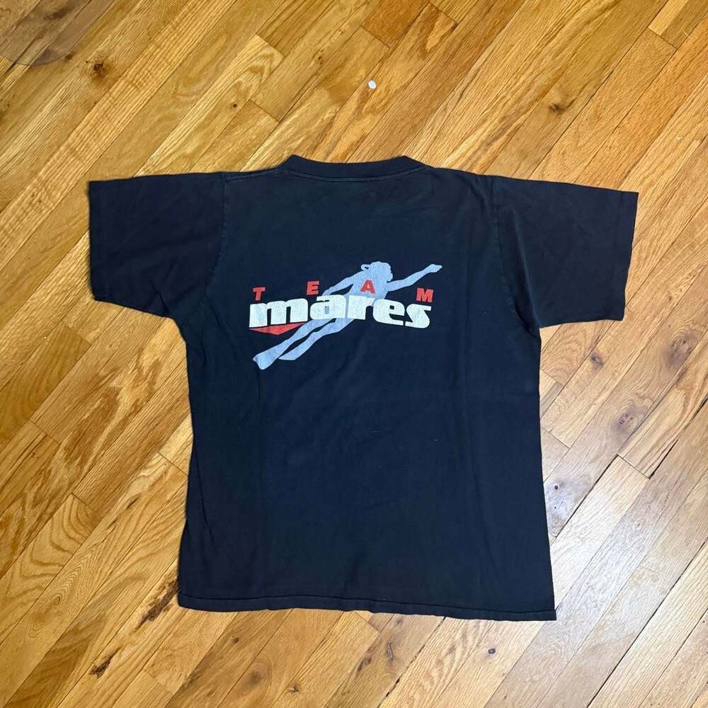 Vintage Team Mares Scuba Diving Single Stitch Pocket T-Shirt Navy
